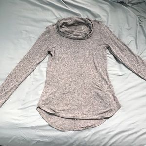 Long-Sleeved top